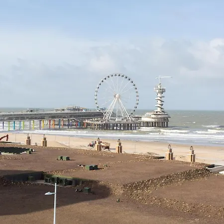 Strandhotel Scheveningen 3*