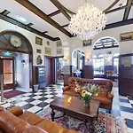 Strandhotel Scheveningen 3*