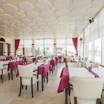 Strandhotel Scheveningen 호텔