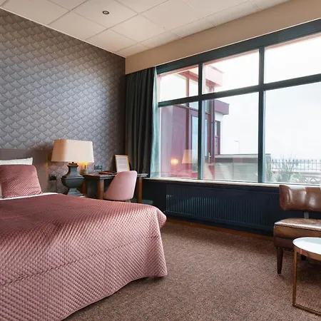 Strandhotel Scheveningen Hotel 3*