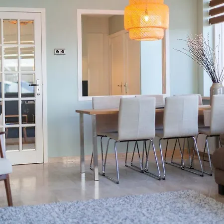 Strandhotel Scheveningen 3* האג