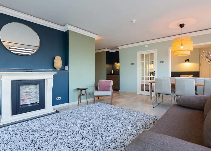 Strandhotel Scheveningen Отель Гаага