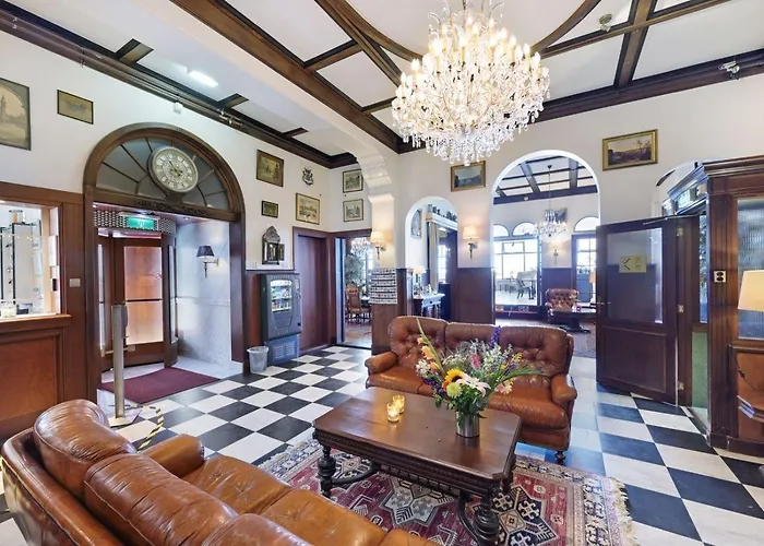 Strandhotel Scheveningen 3*