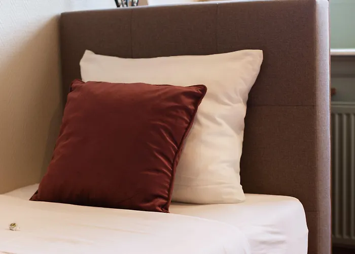 Strandhotel Scheveningen Отель 3*