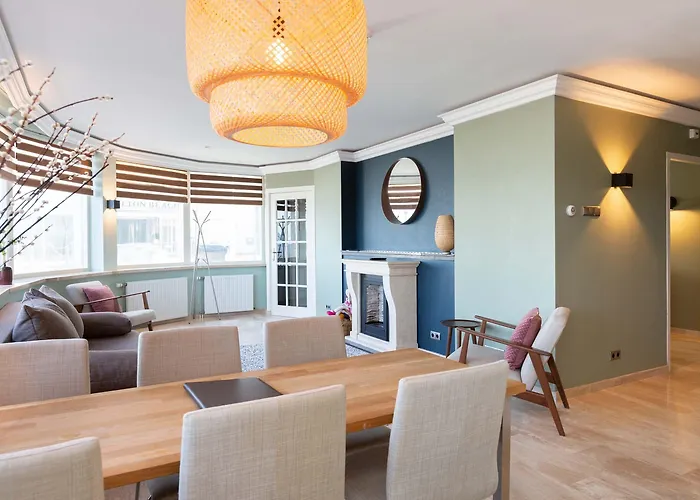 Strandhotel Scheveningen Отель