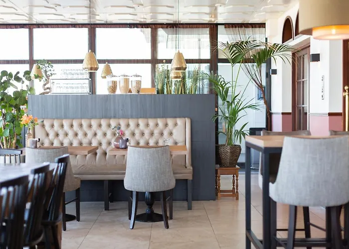 Strandhotel Scheveningen Otel