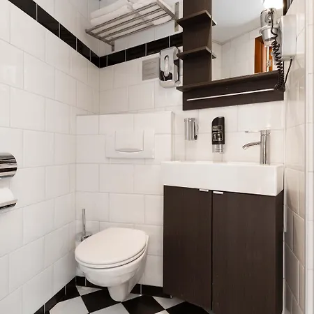 Strandhotel Scheveningen 3*