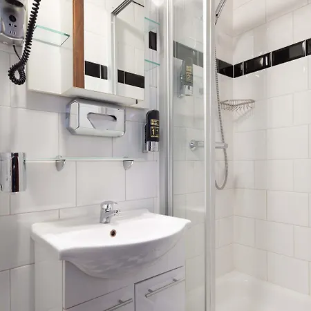 Hotell Strandhotel Scheveningen 3*