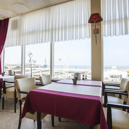 Hotell Strandhotel Scheveningen 3*