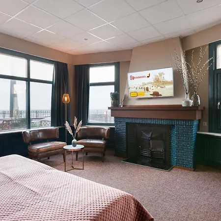 Strandhotel Scheveningen Отель